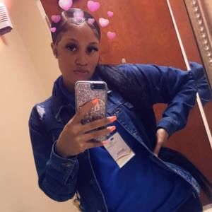 Meet your Posher, Jamika